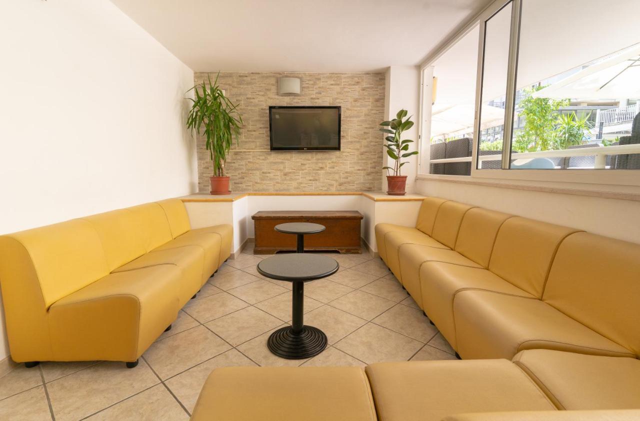 Hotel Villa Isola Rimini Exteriör bild